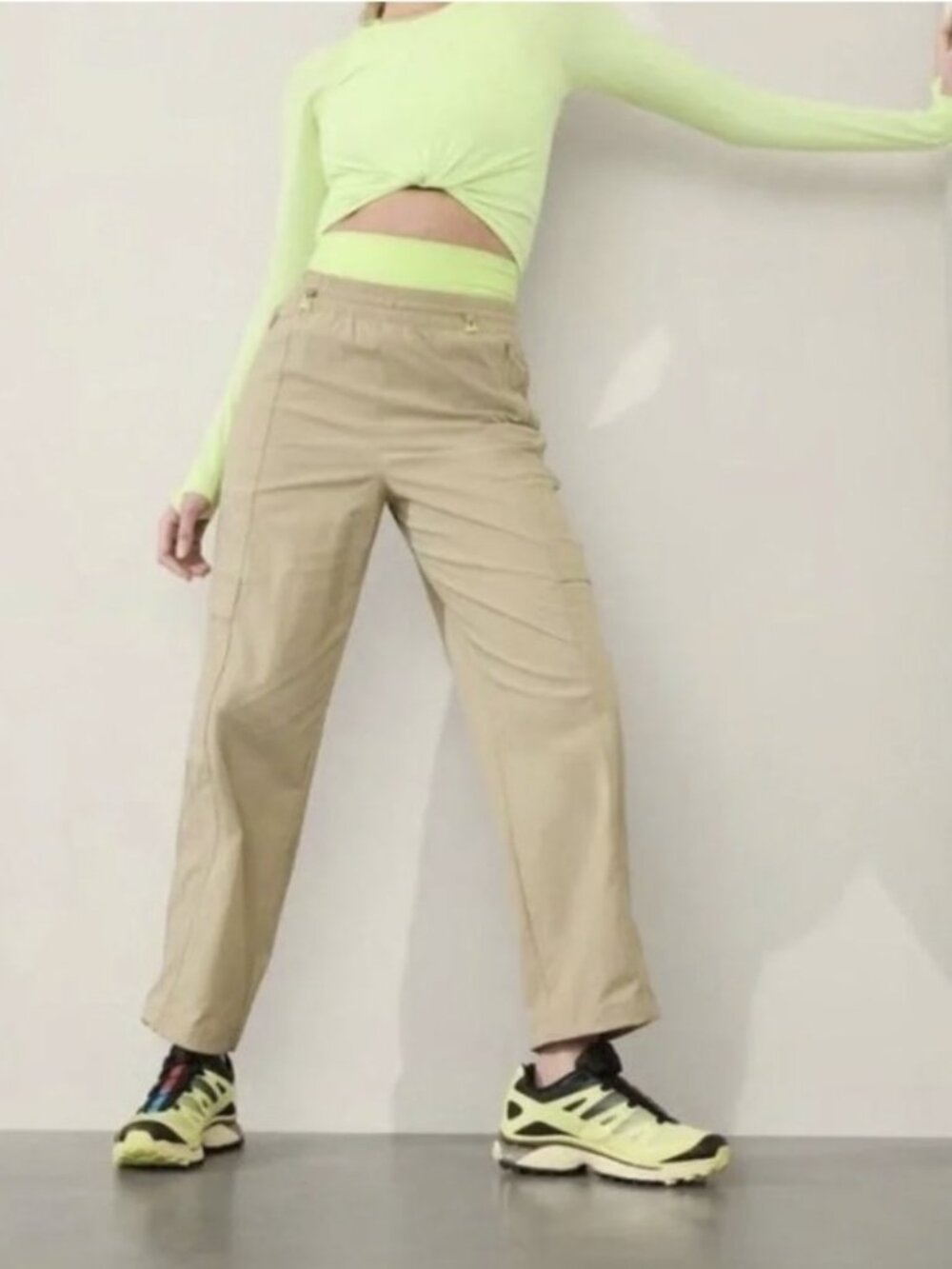 Athleta Cascade High Rise Cargo Poplin Pant Size XL